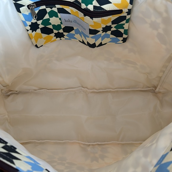 NWOT large Multicolored Lulu Dharma tote🍀🍀🍀 - Picture 4 of 10